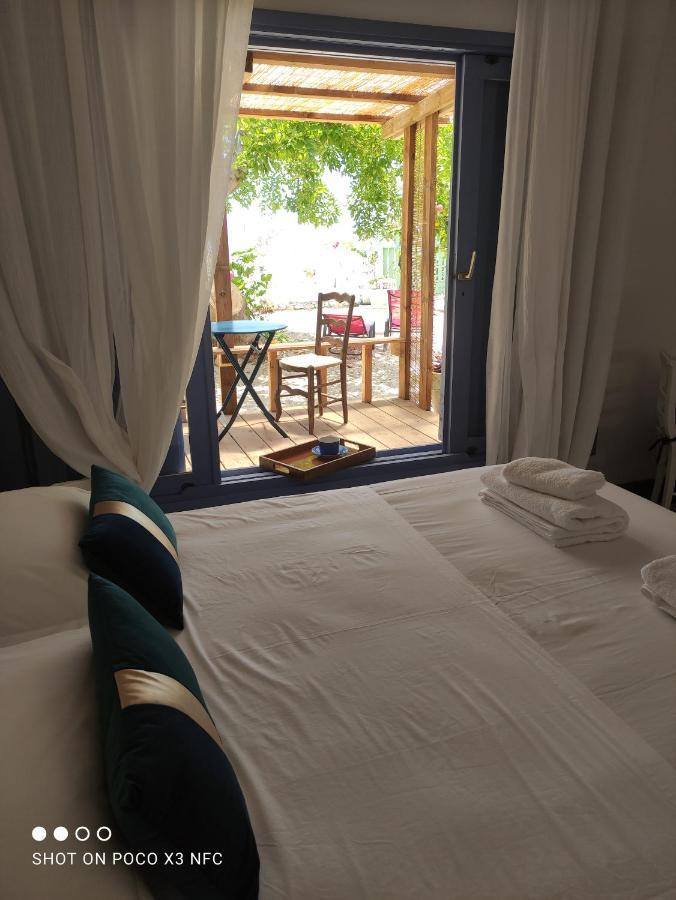 Philoxenia, Maison Et Table D'Hotes 라 살린 레 뱅 외부 사진